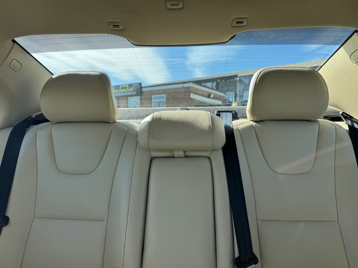 Used Volvo S60 2016 for sale - 77916907: Photo 23