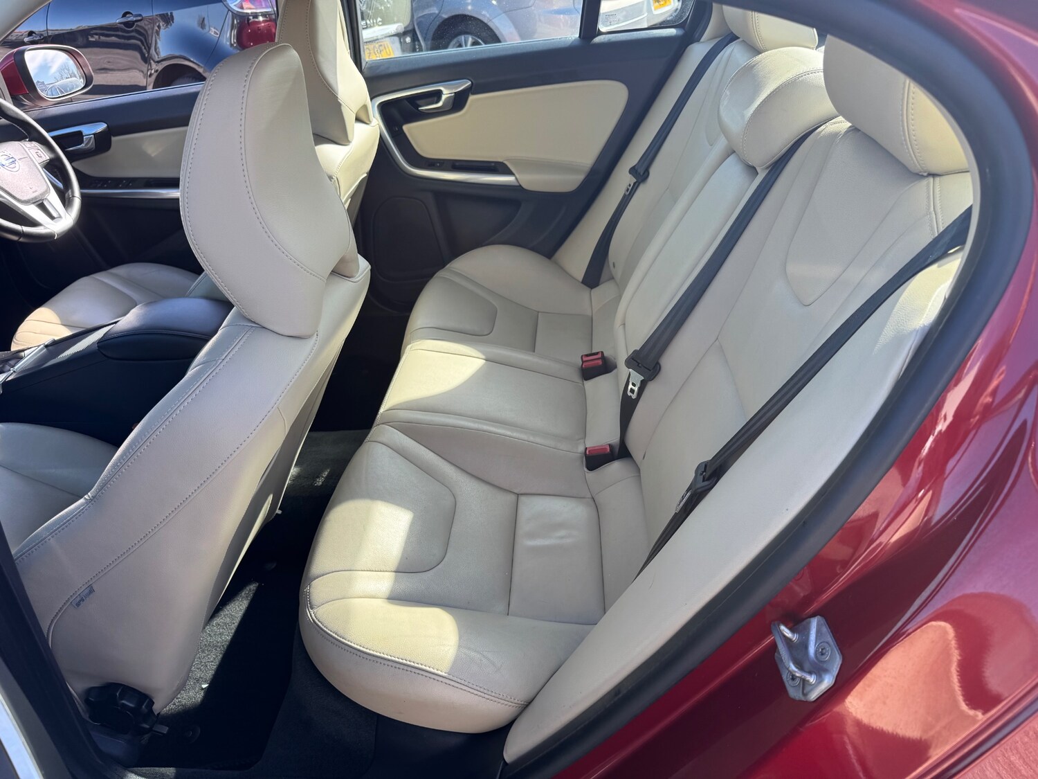 Used Volvo S60 2016 for sale - 77916907: Photo 24