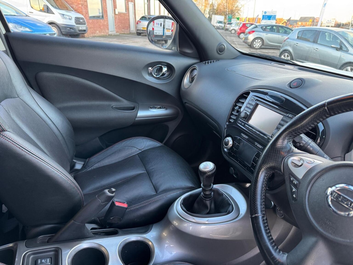 Used Nissan Juke 2011 for sale - 76699343: Photo 32