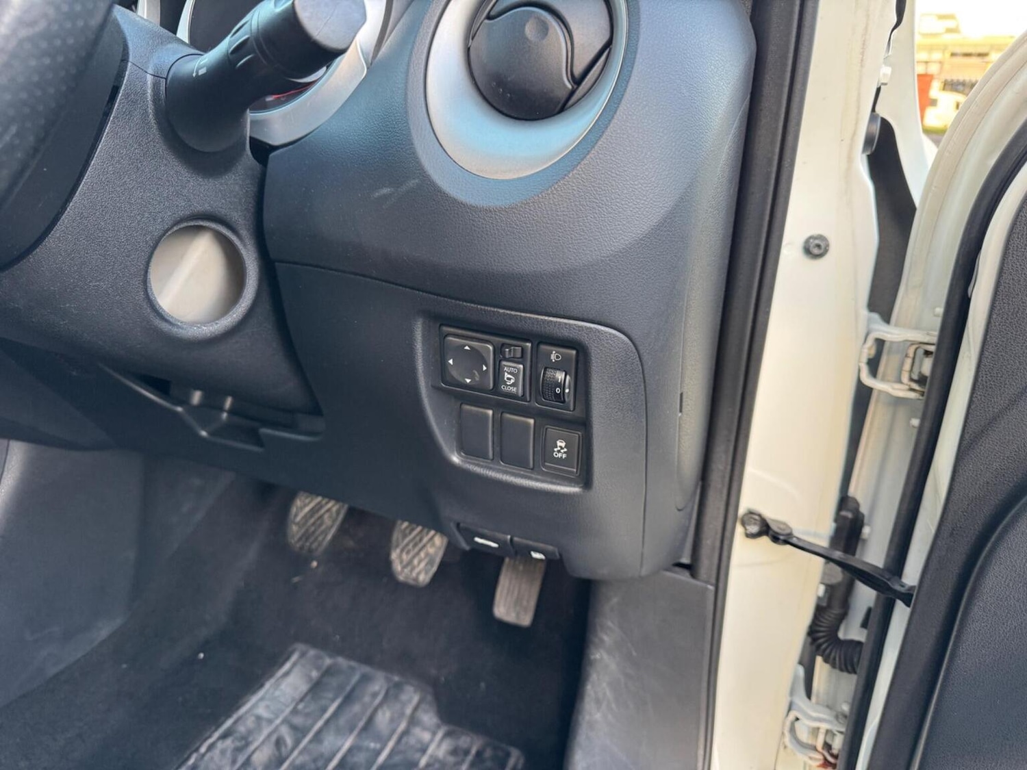 Used Nissan Juke 2011 for sale - 76699343: Photo 33