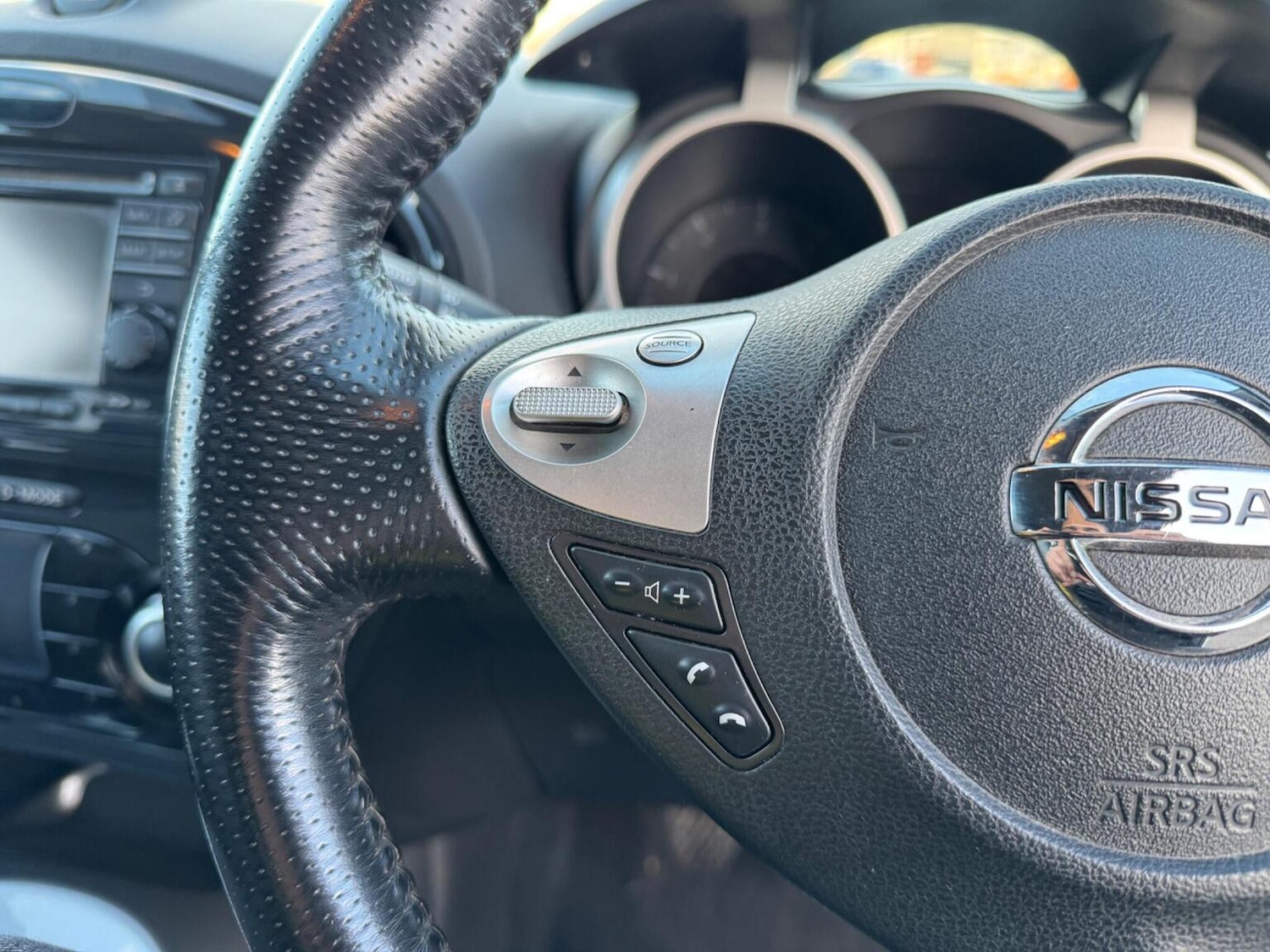 Used Nissan Juke 2011 for sale - 76699343: Photo 36