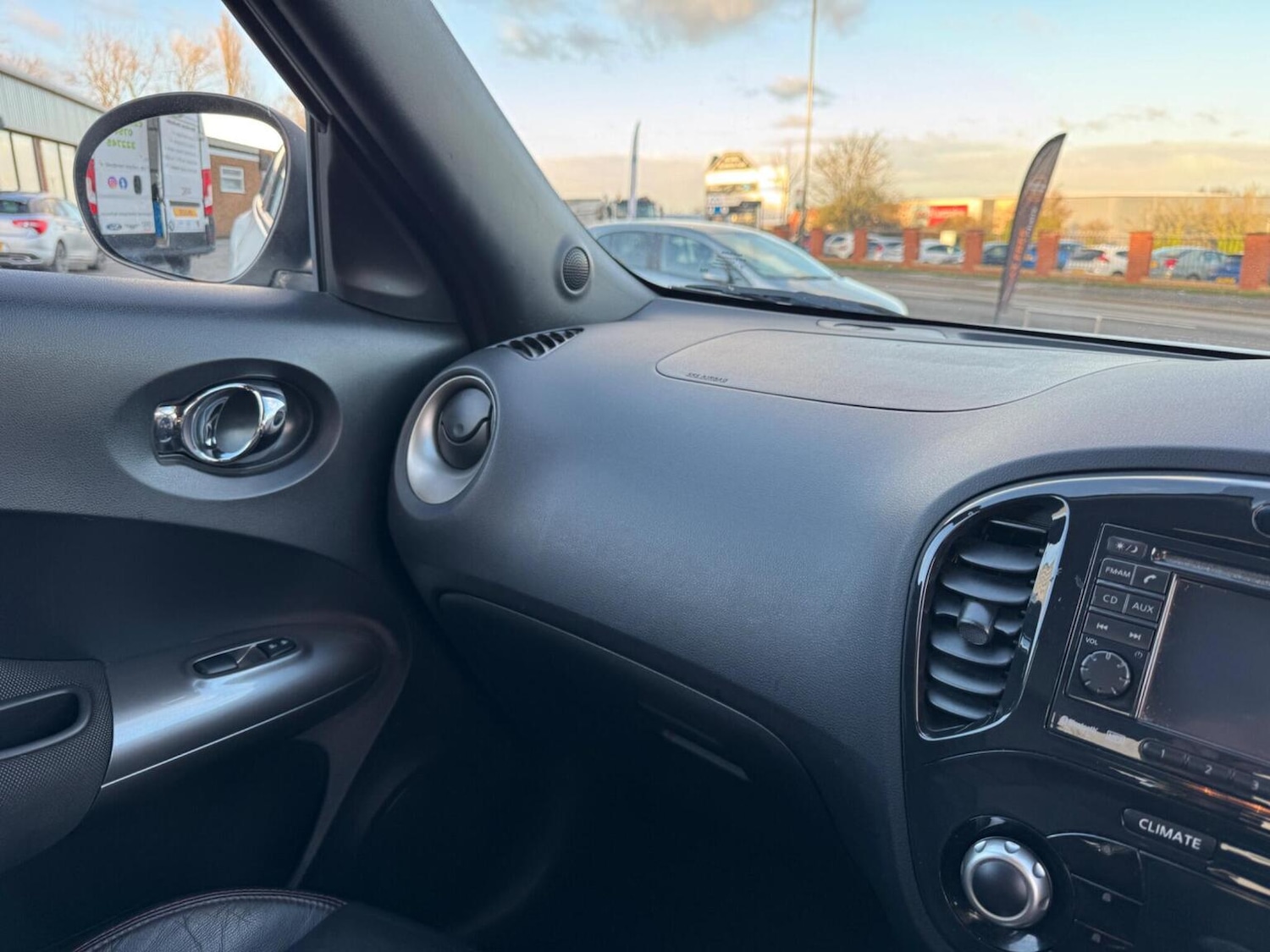 Used Nissan Juke 2011 for sale - 76699343: Photo 40