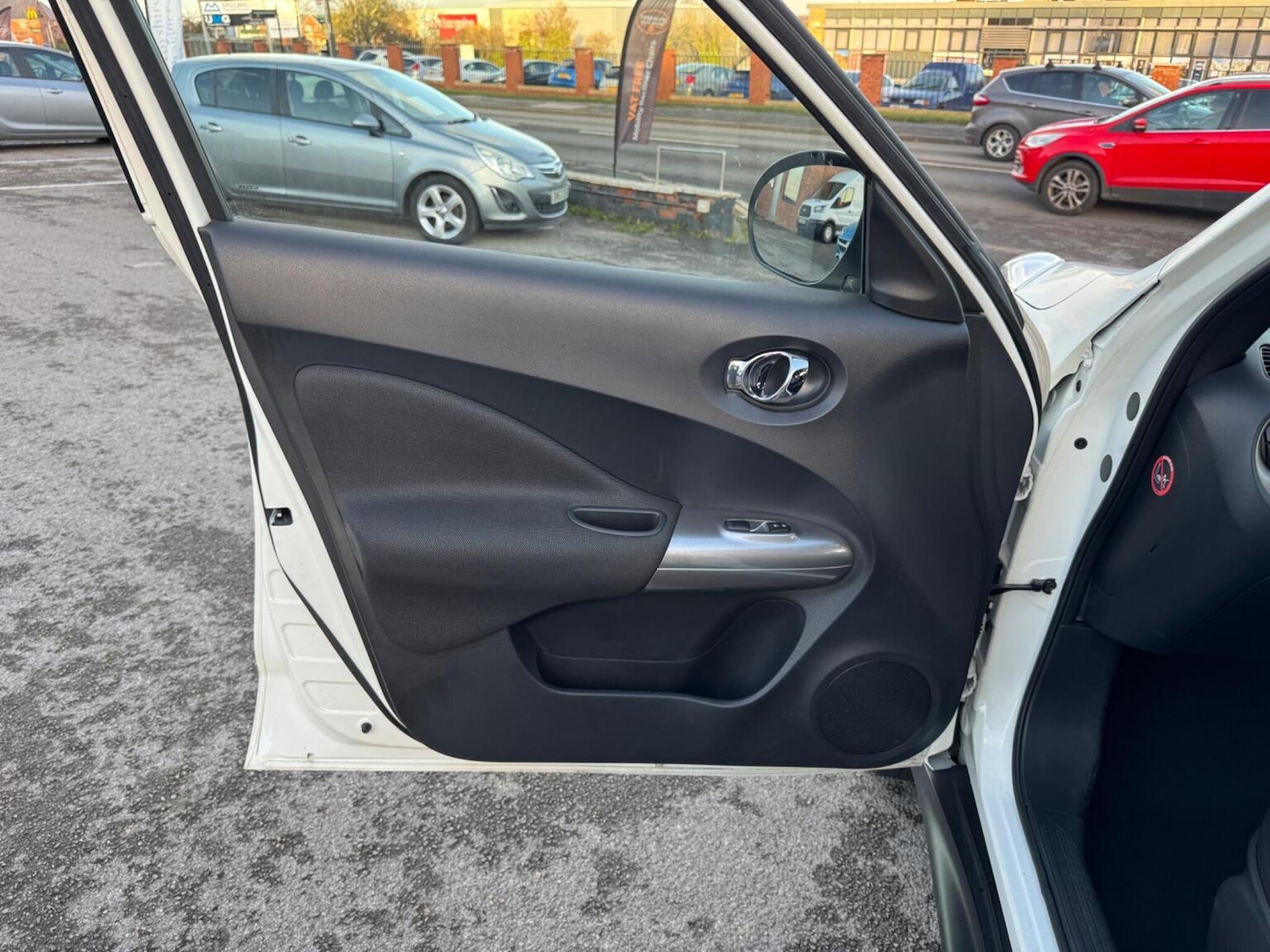 Used Nissan Juke 2011 for sale - 76699343: Photo 41