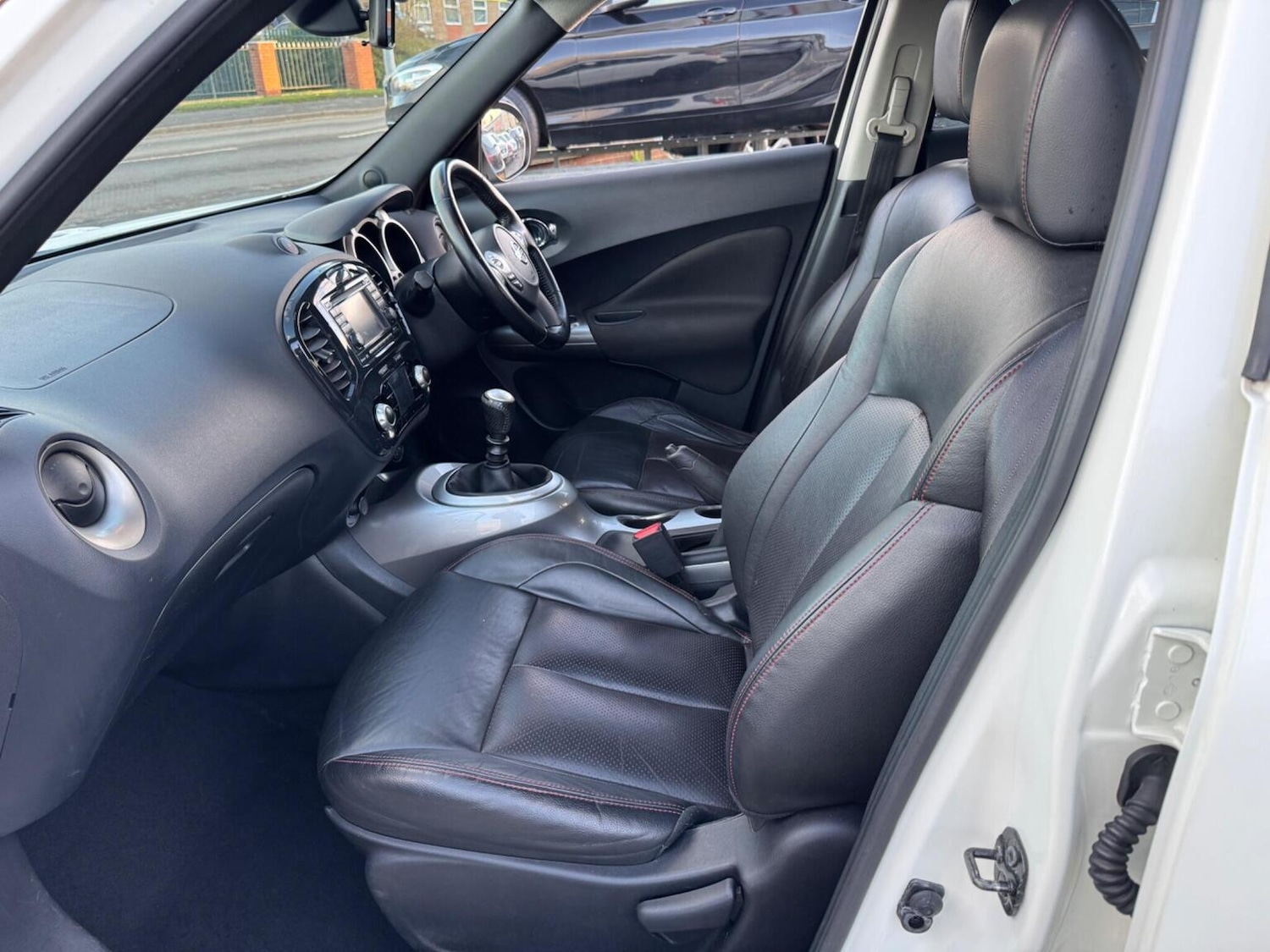 Used Nissan Juke 2011 for sale - 76699343: Photo 42