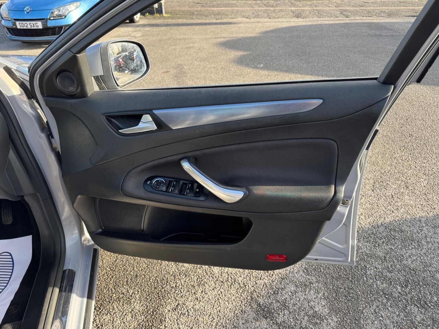 Used Ford Mondeo 2013 for sale - 76896948: Photo 28