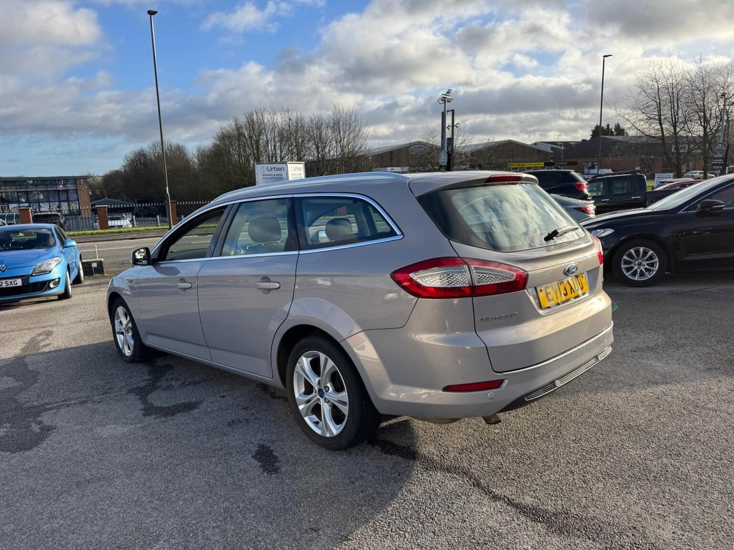 Used Ford Mondeo 2013 for sale - 76896948: Photo 4
