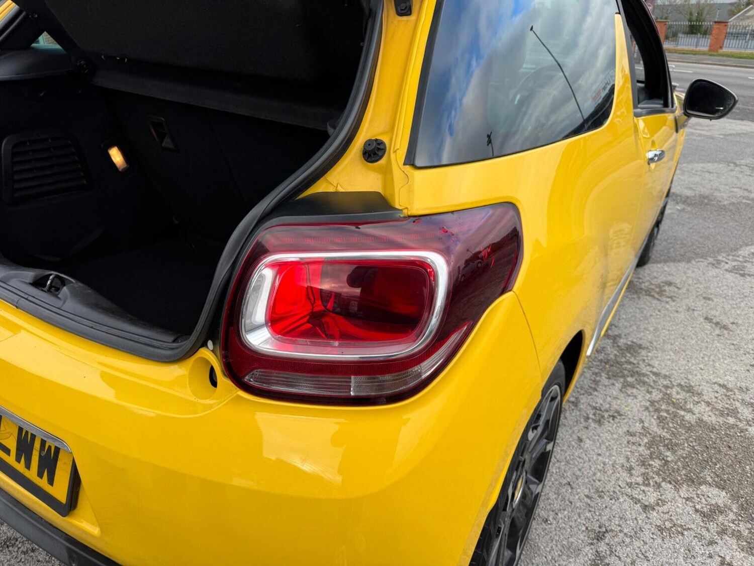 Used DS Automobiles DS 3 2015 for sale - 76576897: Photo 22