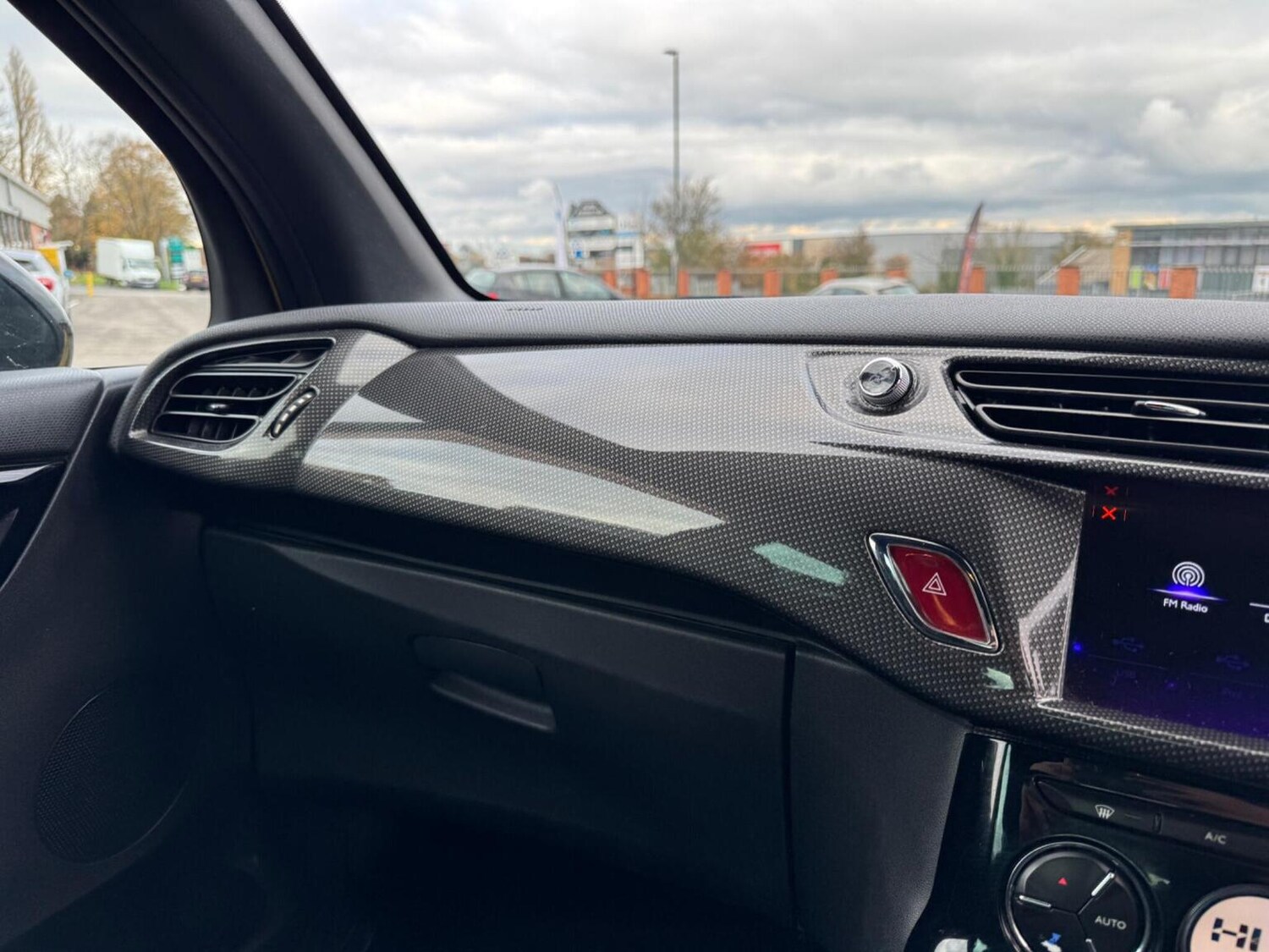 Used DS Automobiles DS 3 2015 for sale - 76576897: Photo 35