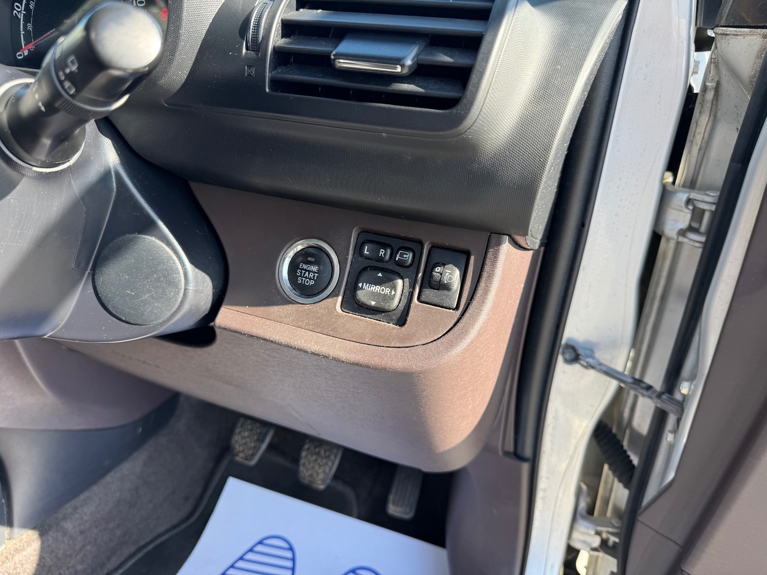 Used Toyota IQ 2009 for sale - 77943612: Photo 12