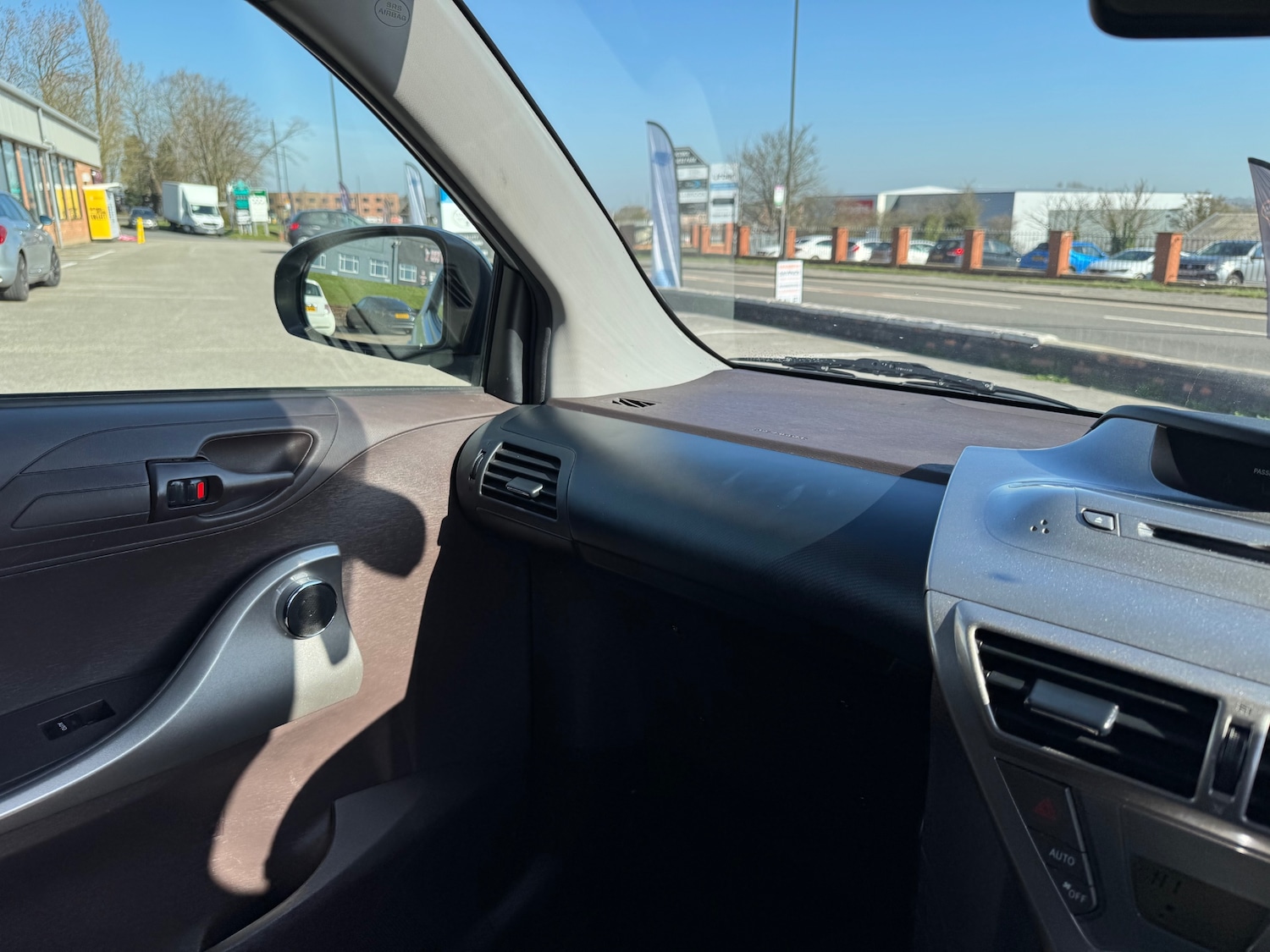 Used Toyota IQ 2009 for sale - 77943612: Photo 20