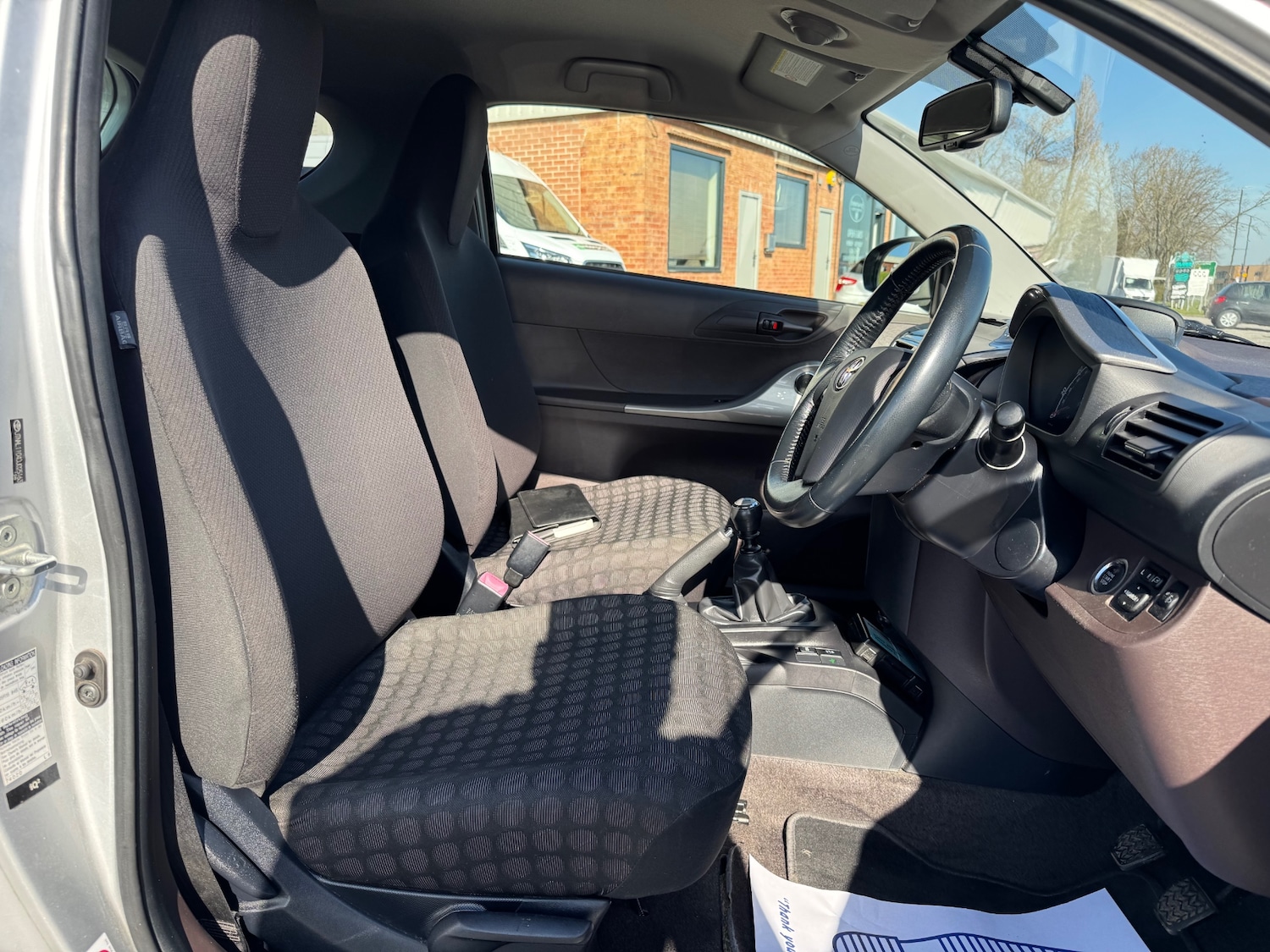 Used Toyota IQ 2009 for sale - 77943612: Photo 9