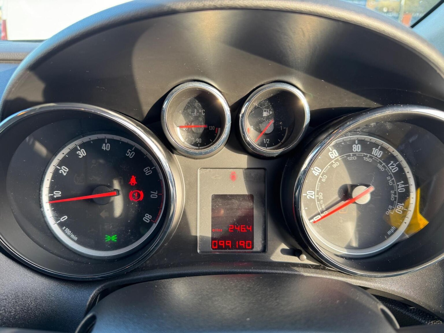 Used Vauxhall Astra 2015 for sale - 76896945: Photo 30