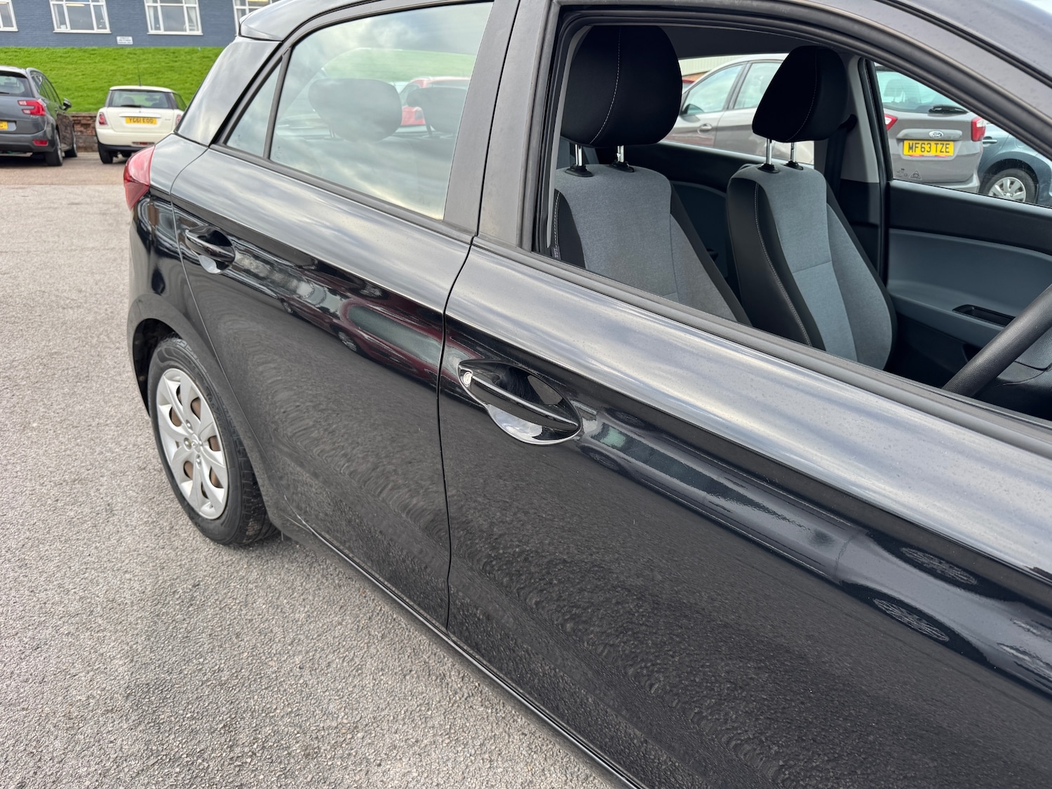 Used Hyundai i20 2015 for sale - 77053745: Photo 11