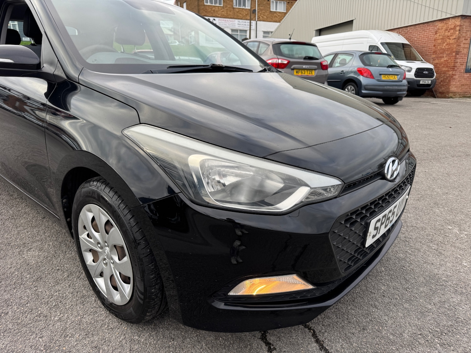 Used Hyundai i20 2015 for sale - 77053745: Photo 14