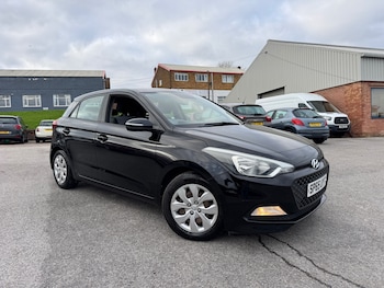 Used Hyundai i20 2015 for sale - 77053745: Photo