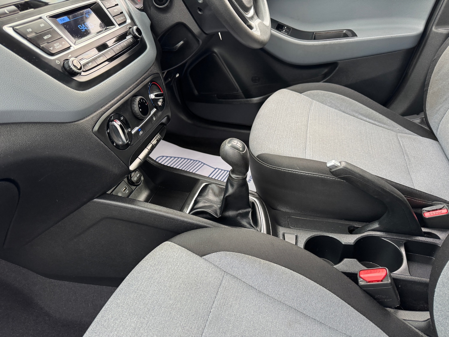 Used Hyundai i20 2015 for sale - 77053745: Photo 42