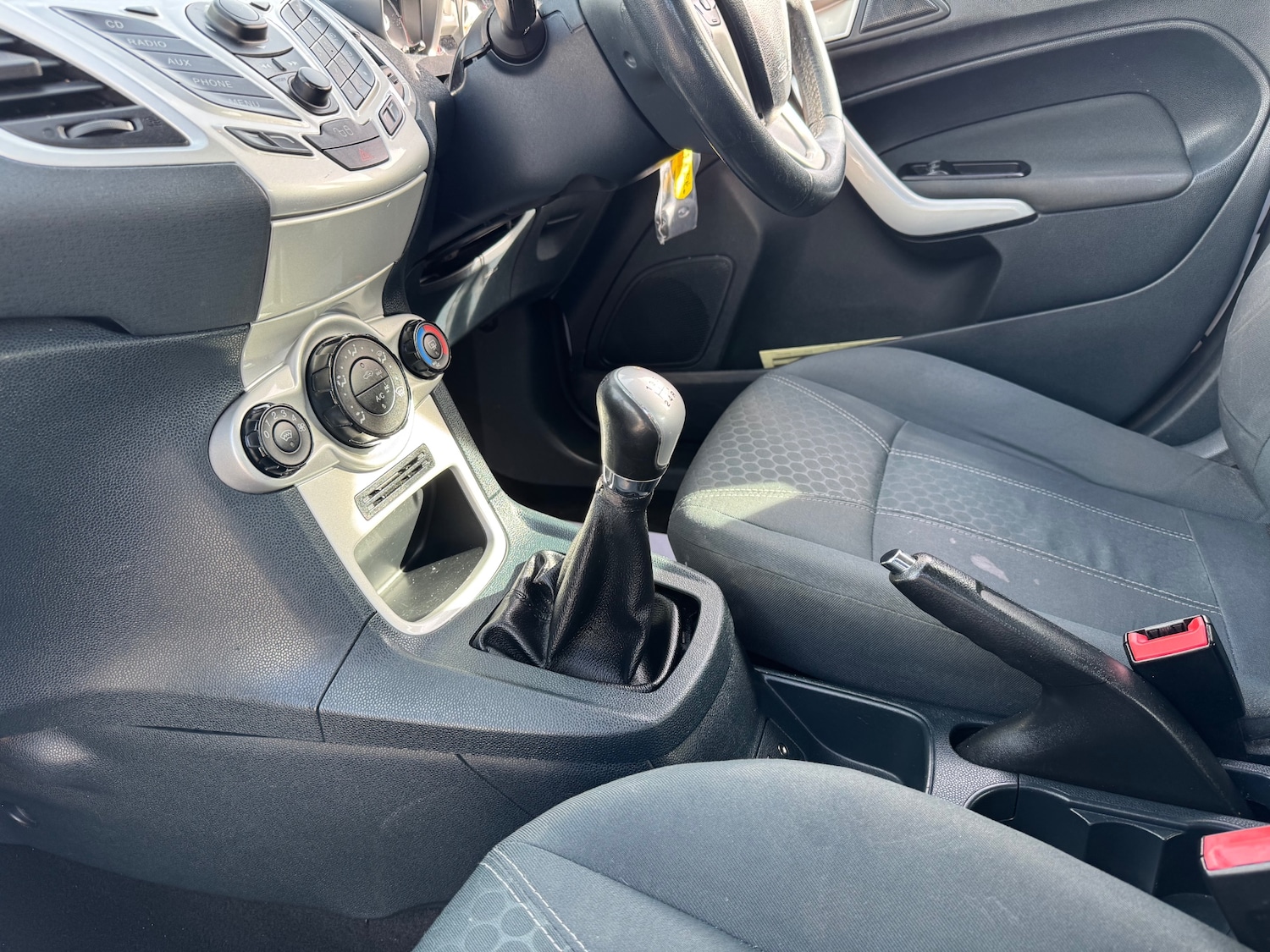 Used Ford Fiesta 2011 for sale - 77881182: Photo 23