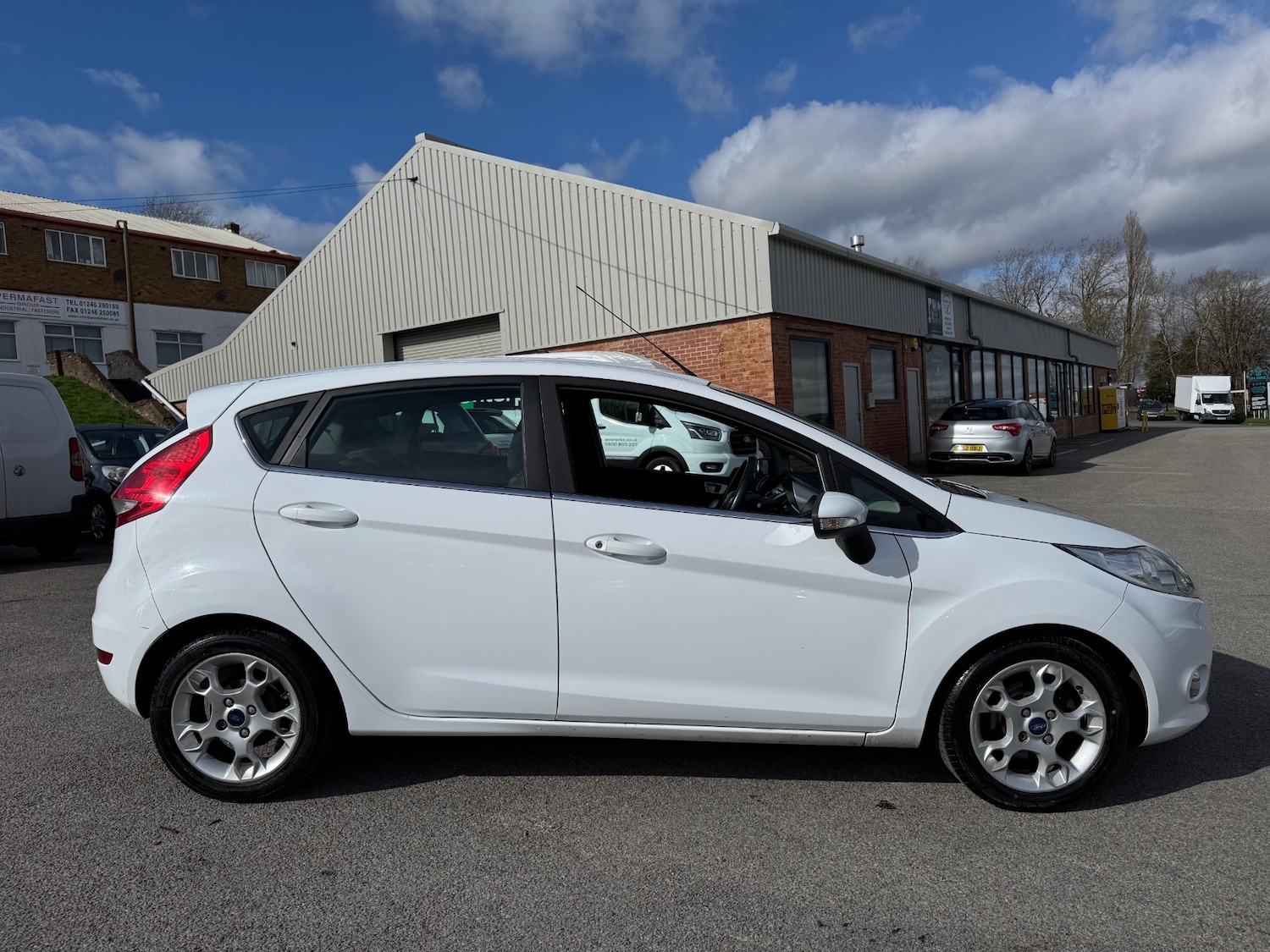 Used Ford Fiesta 2011 for sale - 77881182: Photo 6