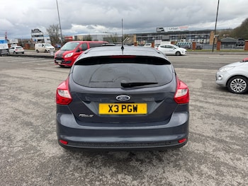 Used Ford Focus 2011 for sale - 77535832: Photo