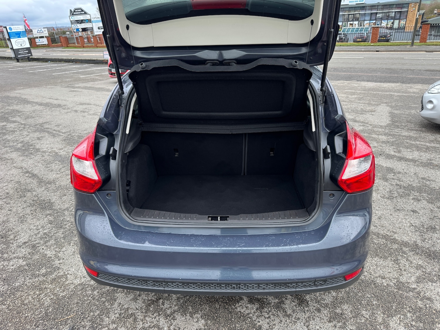 Used Ford Focus 2011 for sale - 77535832: Photo 5