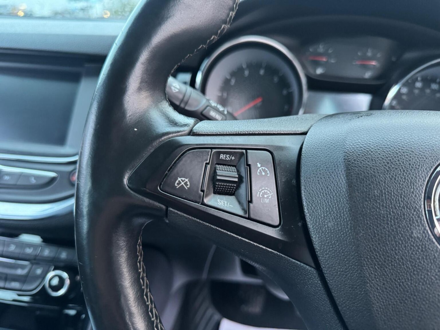 Used Vauxhall Astra 2016 for sale - 76751821: Photo 36