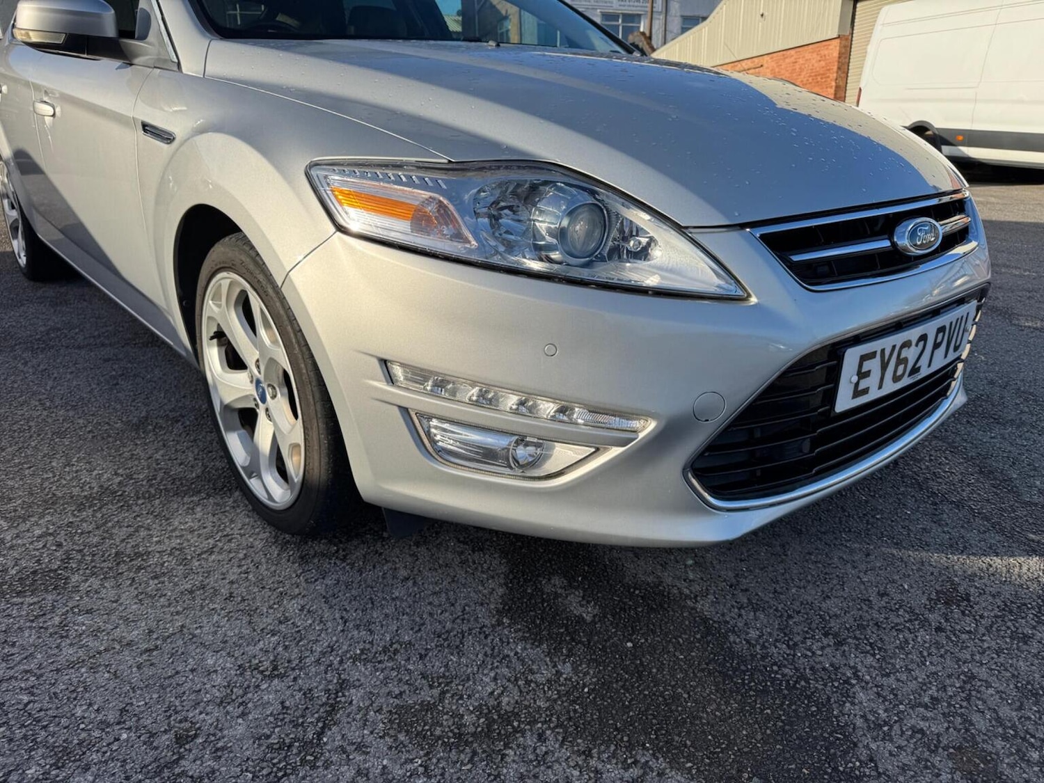Used Ford Mondeo 2012 for sale - 76896958: Photo 17