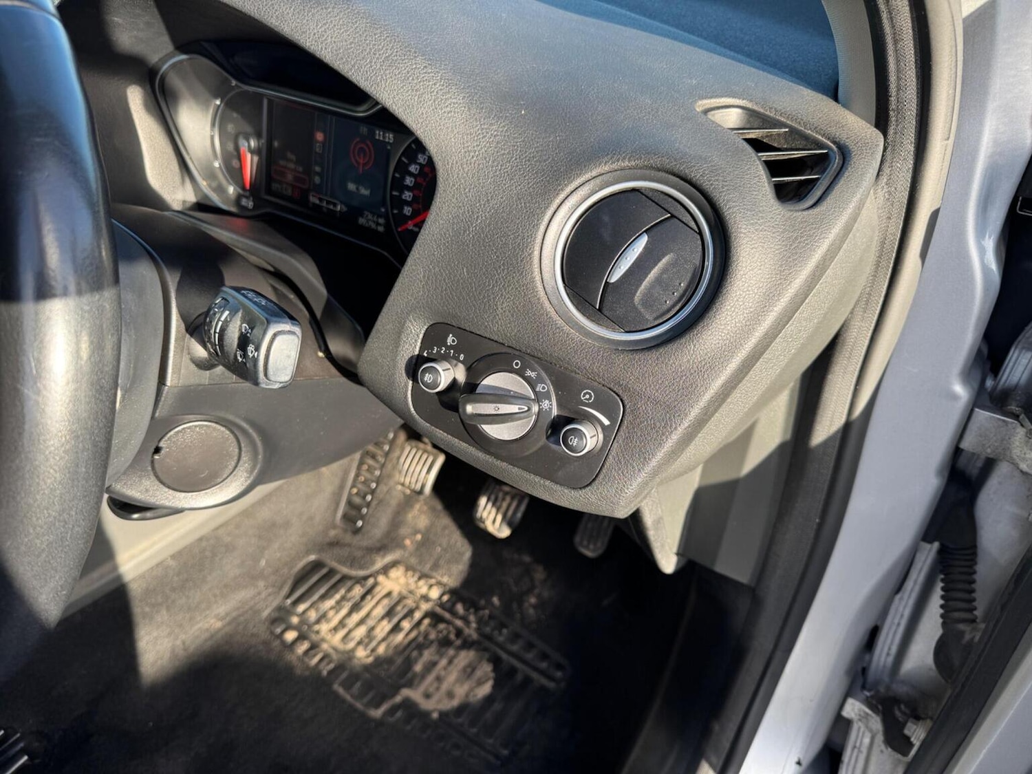 Used Ford Mondeo 2012 for sale - 76896958: Photo 35