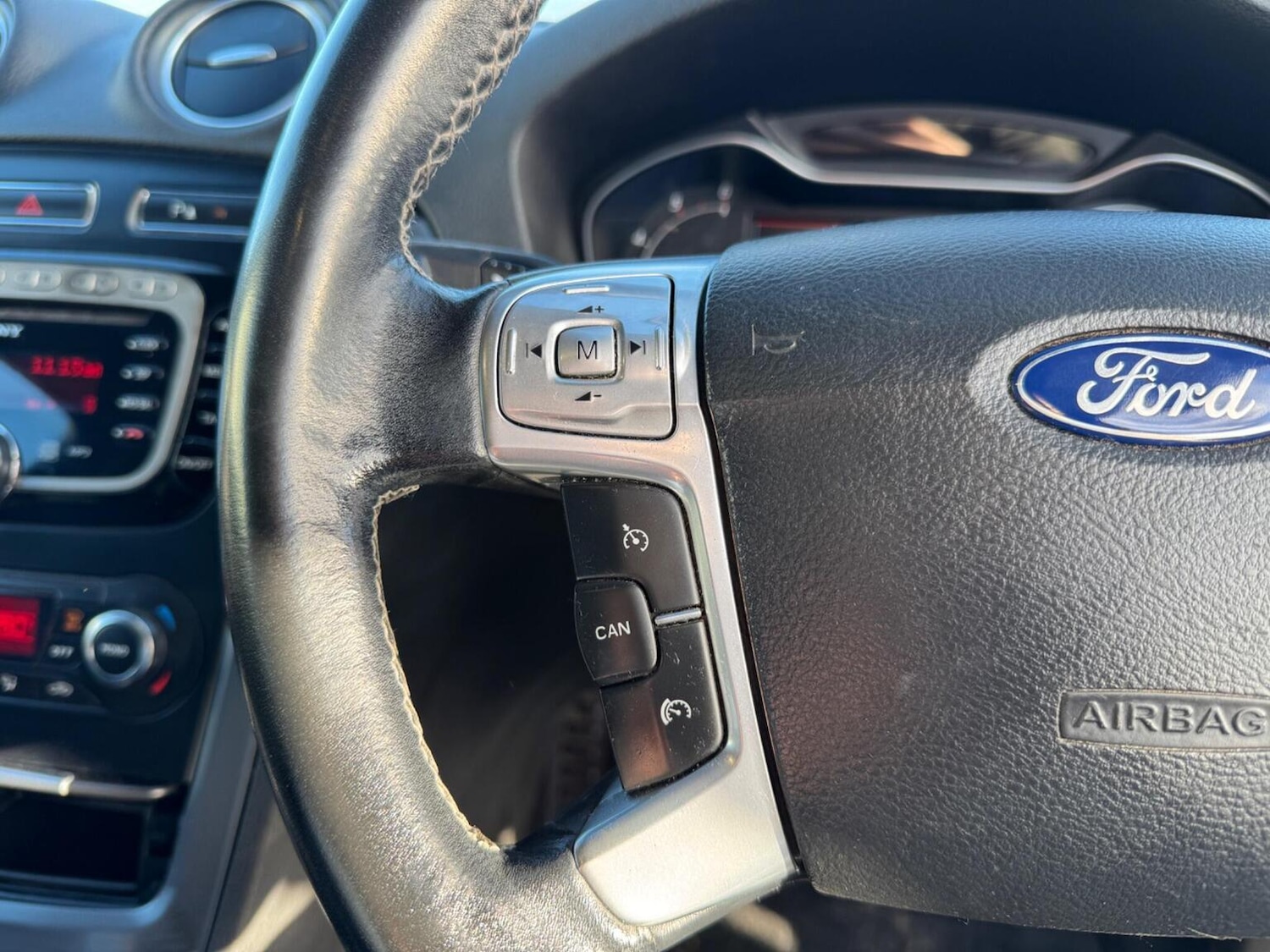 Used Ford Mondeo 2012 for sale - 76896958: Photo 37