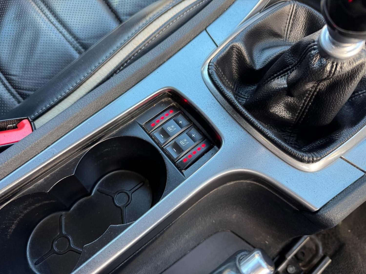 Used Ford Mondeo 2012 for sale - 76896958: Photo 44