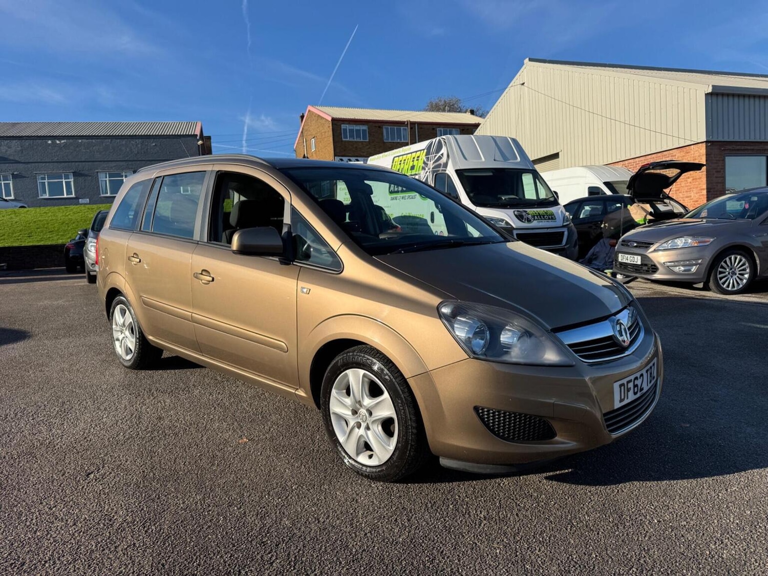 Used Vauxhall Zafira 2013 for sale - 76662693: Photo 2