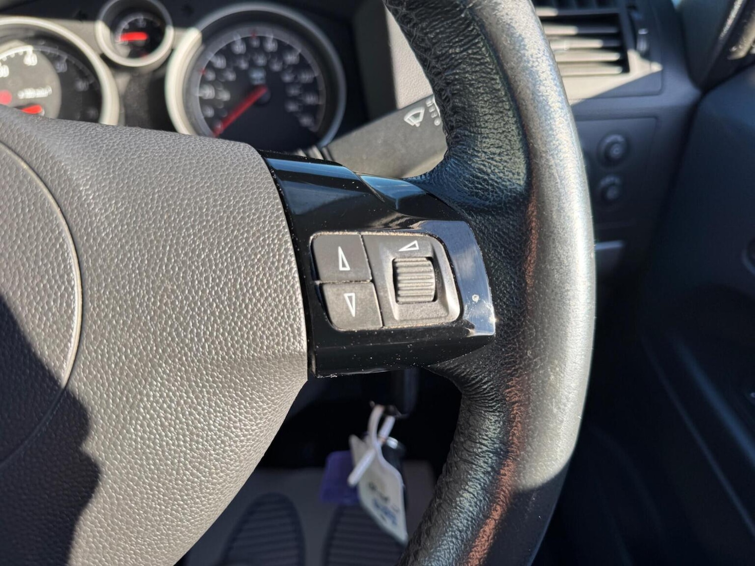 Used Vauxhall Zafira 2013 for sale - 76662693: Photo 33