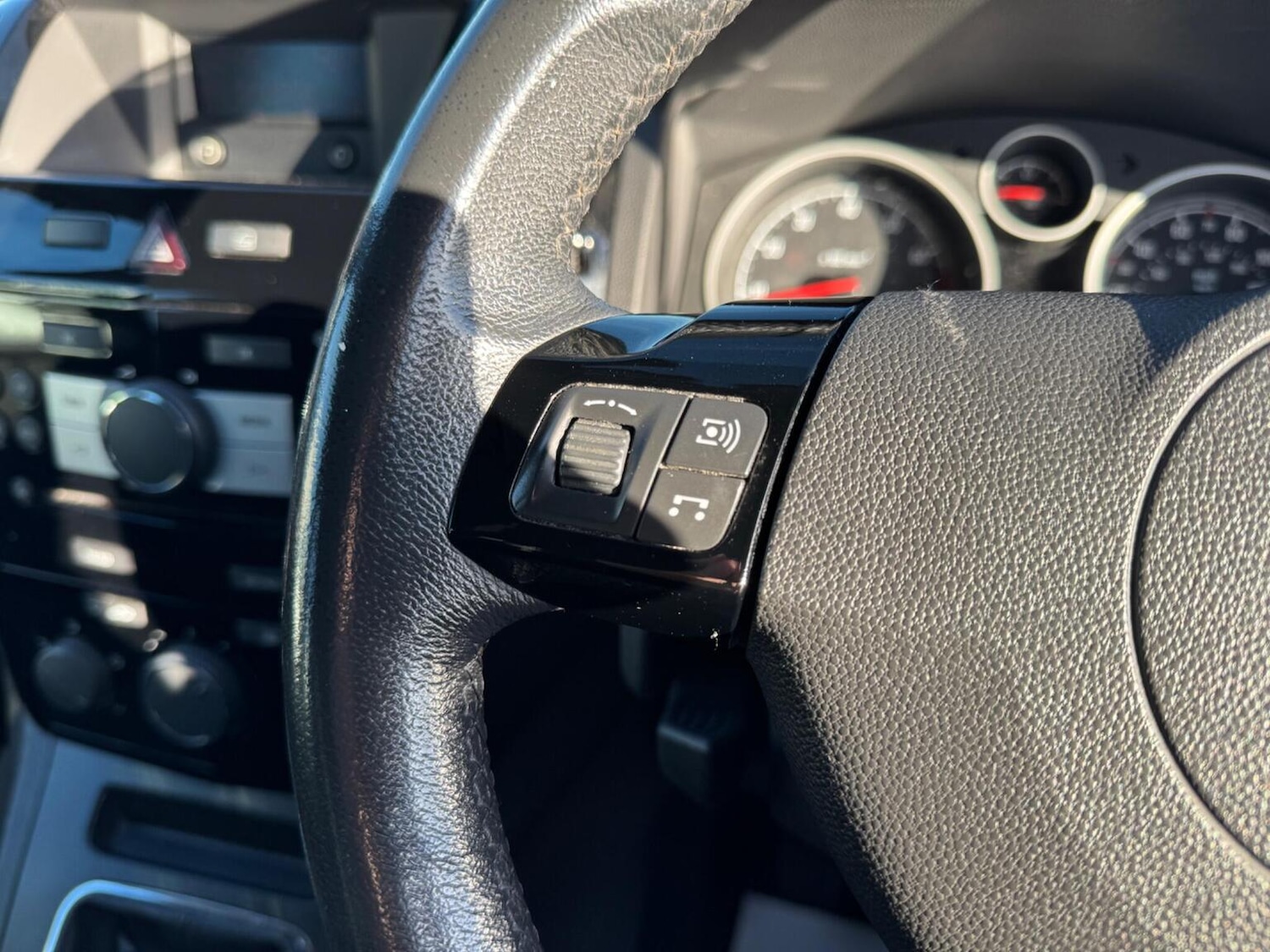 Used Vauxhall Zafira 2013 for sale - 76662693: Photo 35