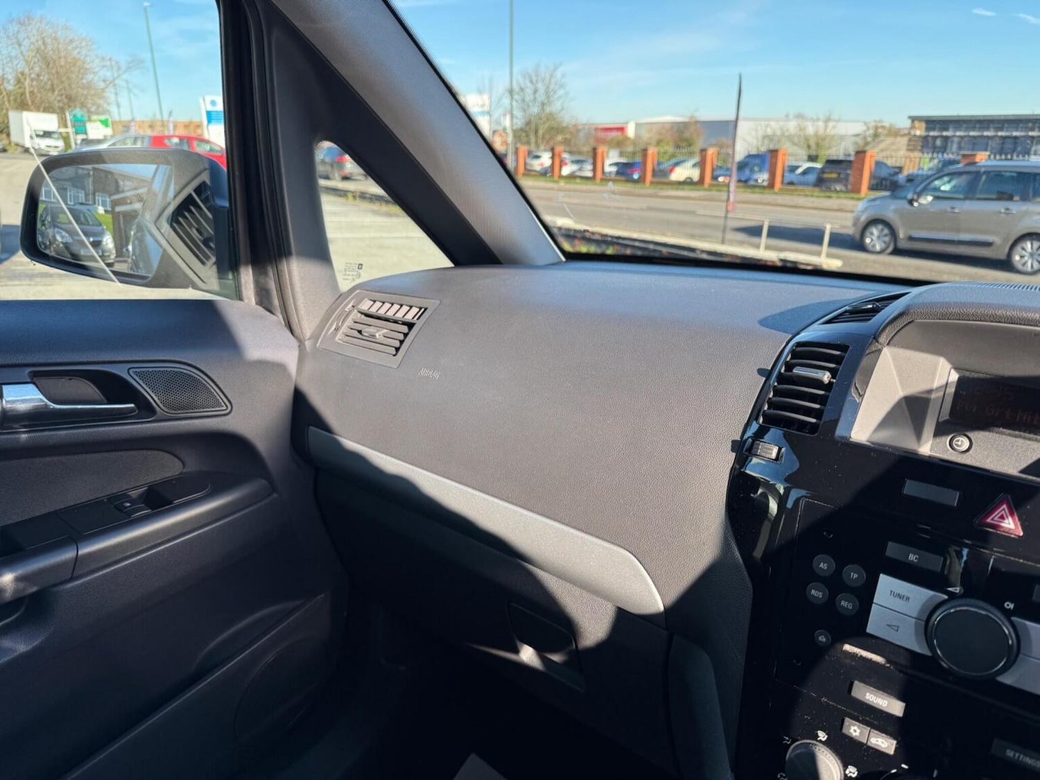 Used Vauxhall Zafira 2013 for sale - 76662693: Photo 37