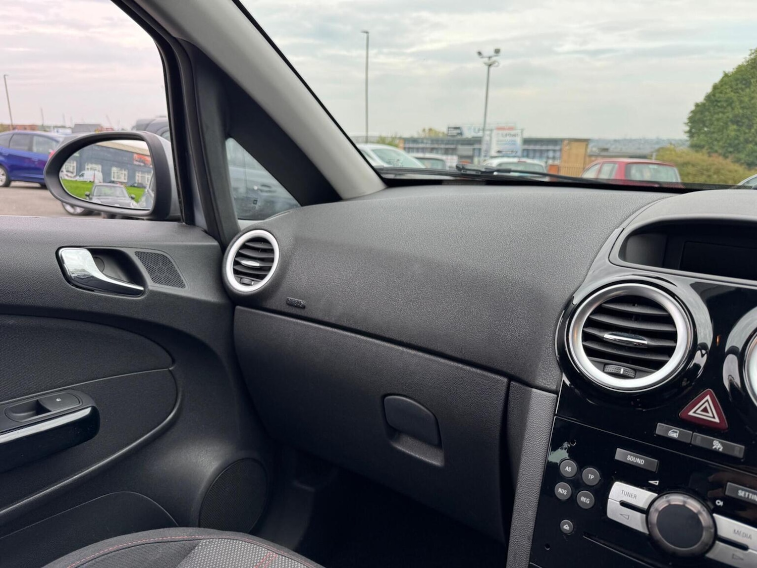 Used Vauxhall Corsa 2014 for sale - 76576955: Photo 35