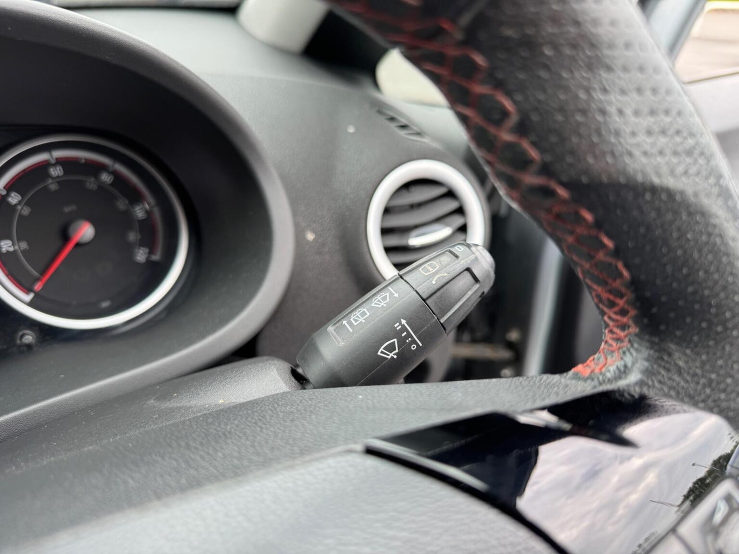 Used Vauxhall Corsa 2014 for sale - 76576955: Photo 38