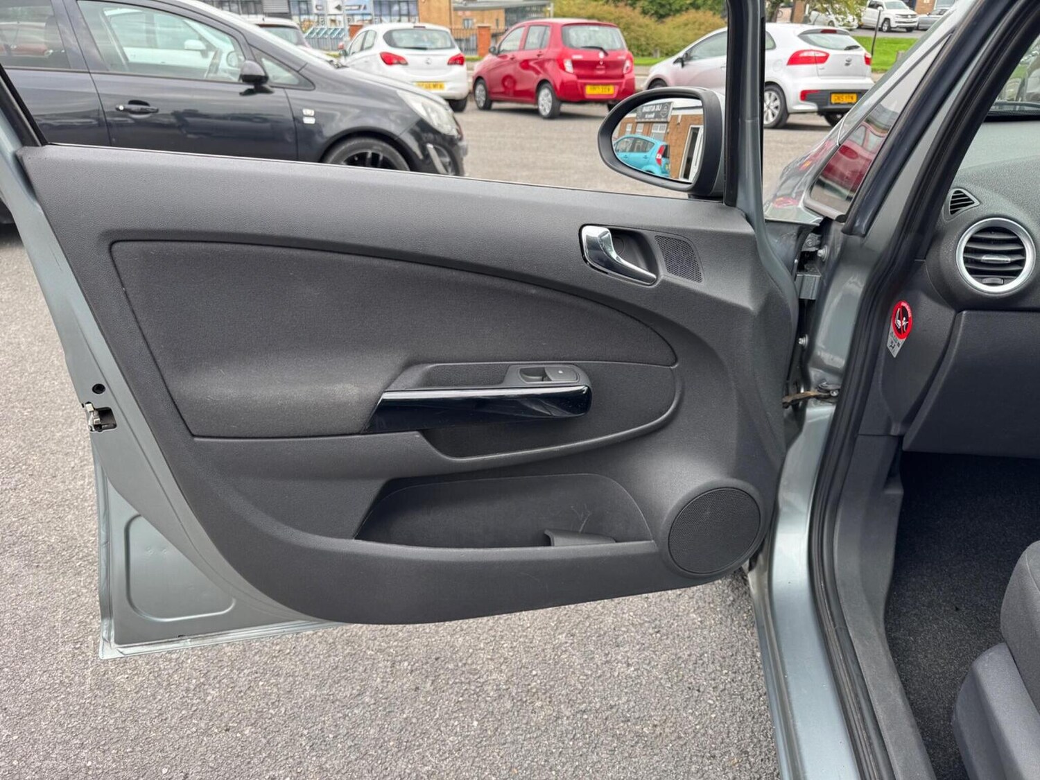 Used Vauxhall Corsa 2014 for sale - 76576955: Photo 40