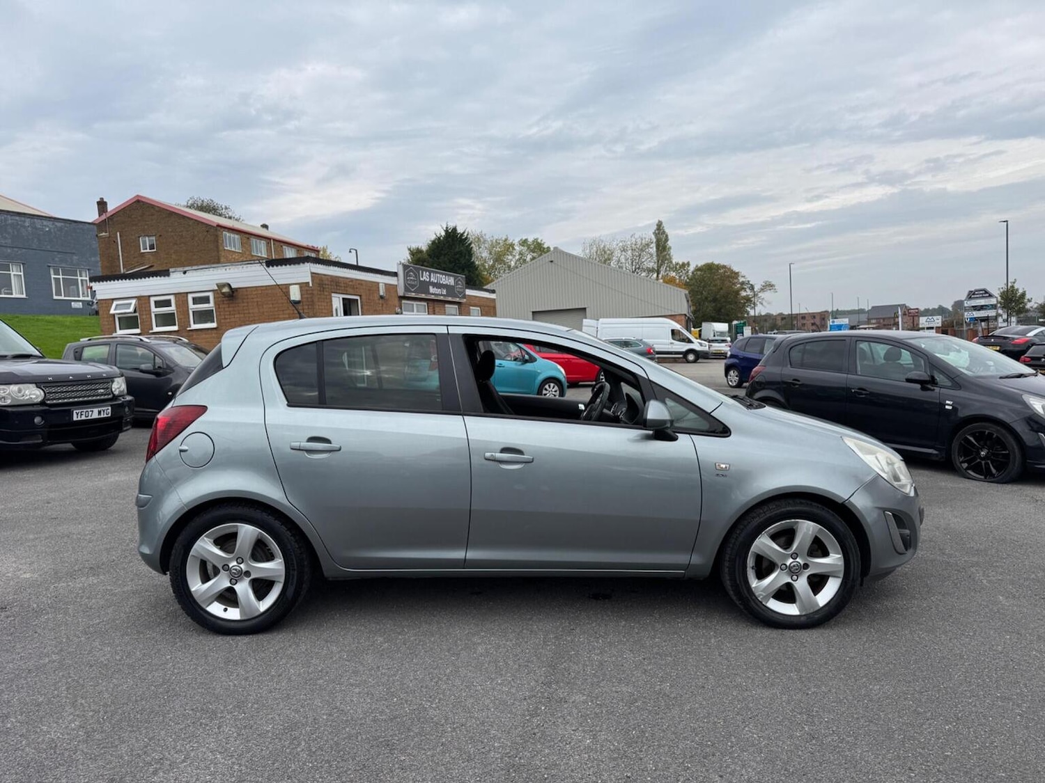 Used Vauxhall Corsa 2014 for sale - 76576955: Photo 6