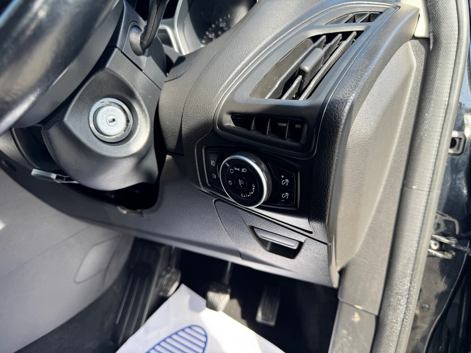 Used Ford Focus 2015 for sale - 77916917: Photo 11