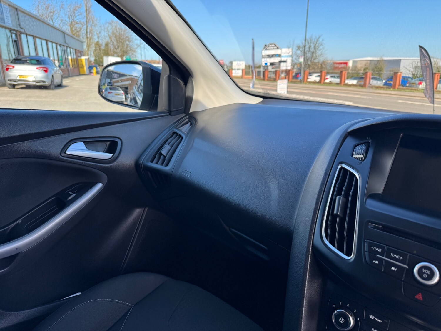 Used Ford Focus 2015 for sale - 77916917: Photo 19