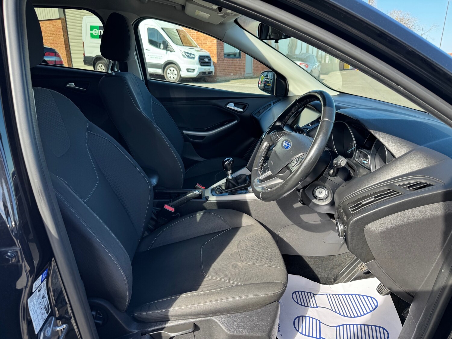 Used Ford Focus 2015 for sale - 77916917: Photo 8