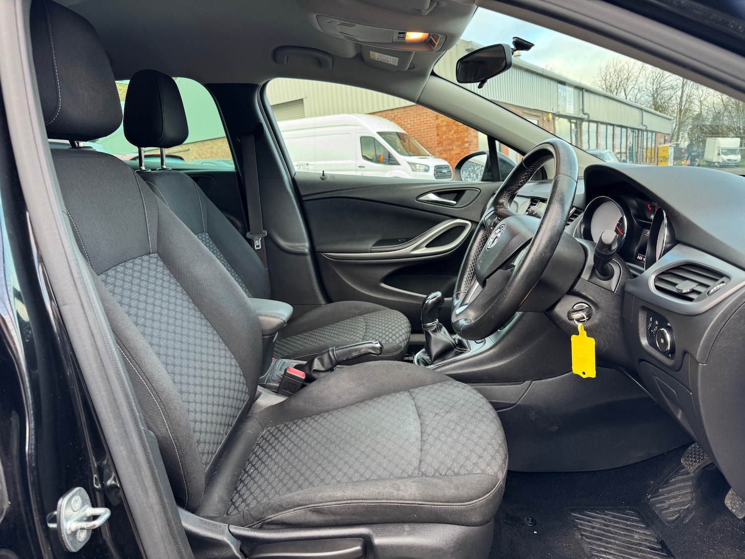 Used Vauxhall Astra 2017 for sale - 77107903: Photo 10