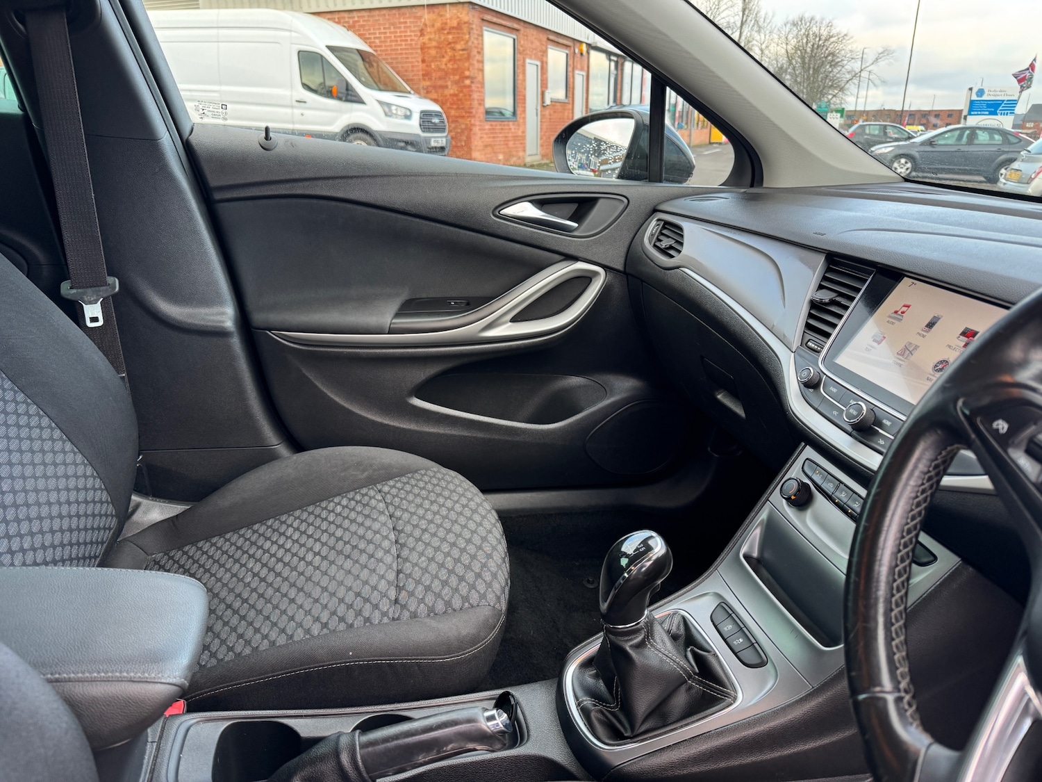 Used Vauxhall Astra 2017 for sale - 77107903: Photo 12