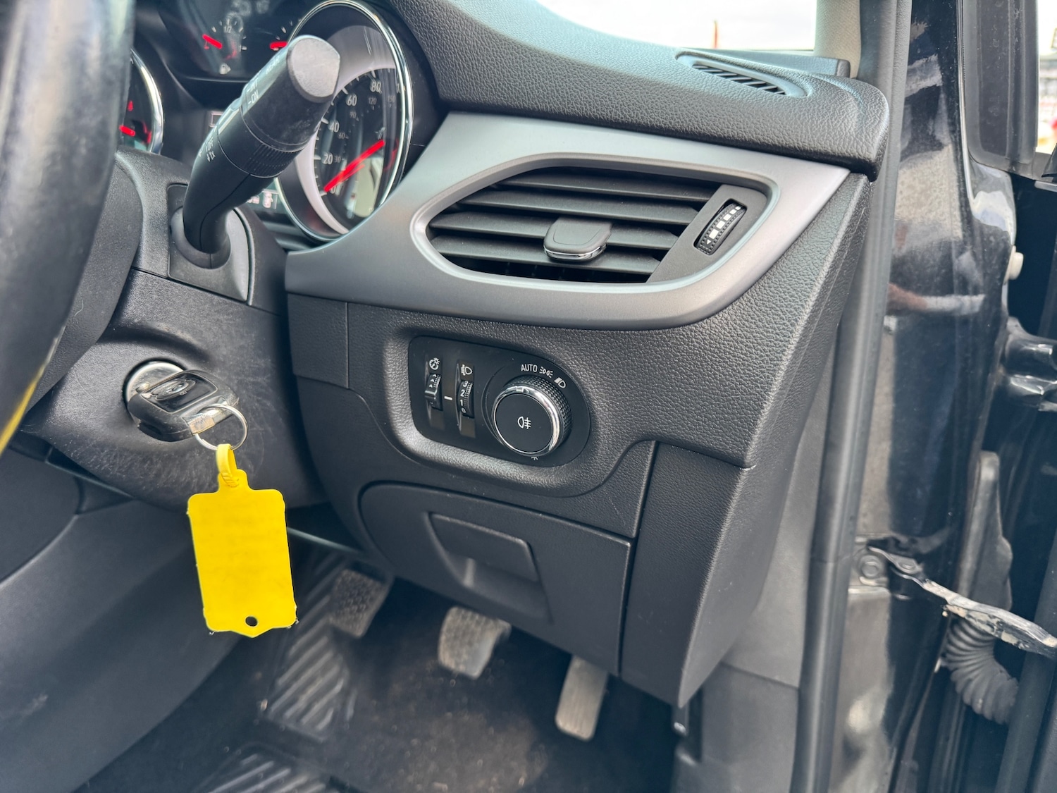 Used Vauxhall Astra 2017 for sale - 77107903: Photo 13