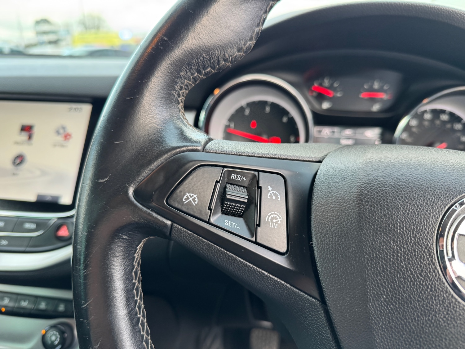 Used Vauxhall Astra 2017 for sale - 77107903: Photo 18