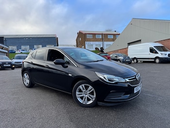 2017 (67) - 1.6 CDTi 16V ecoFLEX Tech Line 5dr