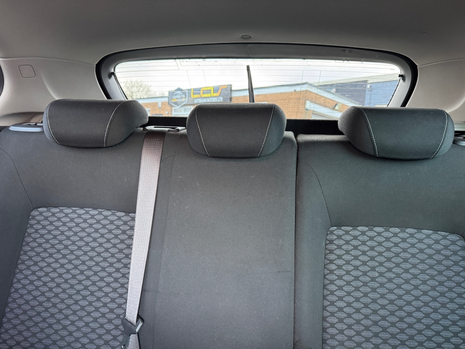 Used Vauxhall Astra 2017 for sale - 77107903: Photo 27