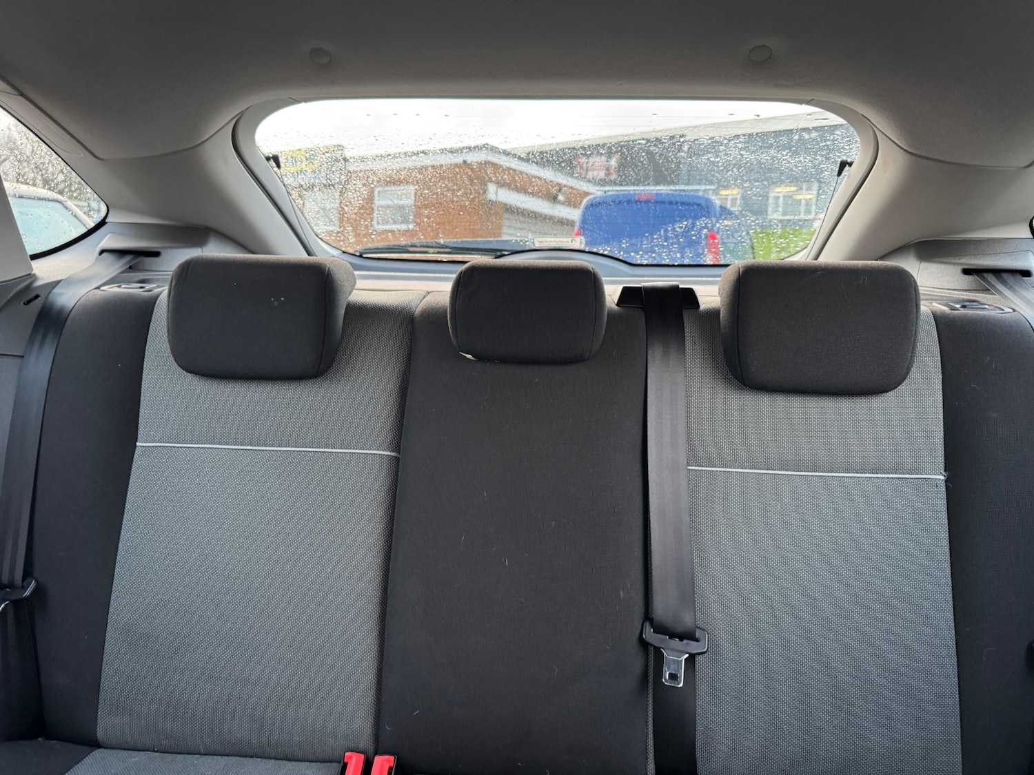 Used Ford Focus 2010 for sale - 77482350: Photo 19