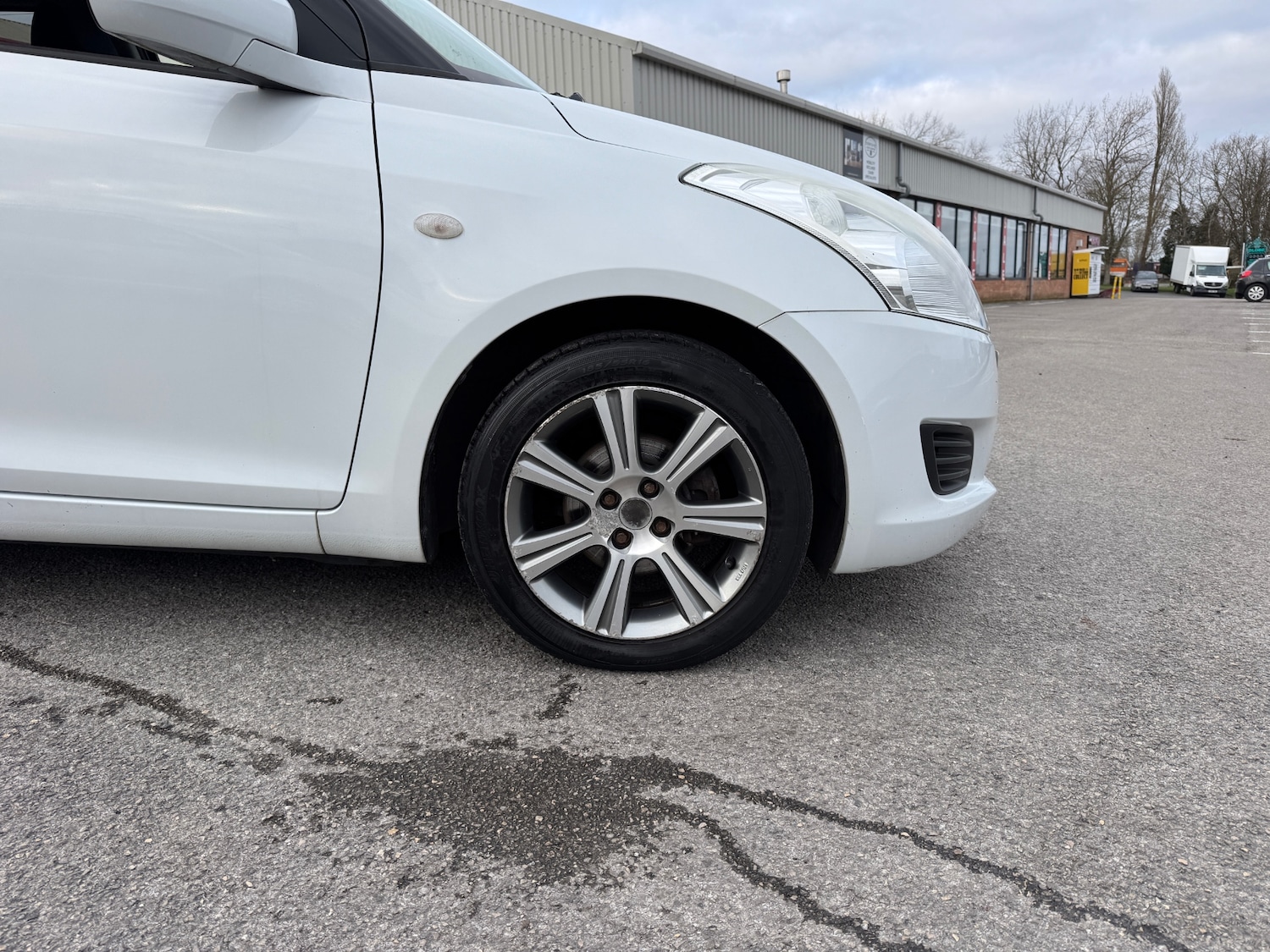 Used Suzuki Swift 2013 for sale - 77053739: Photo 12
