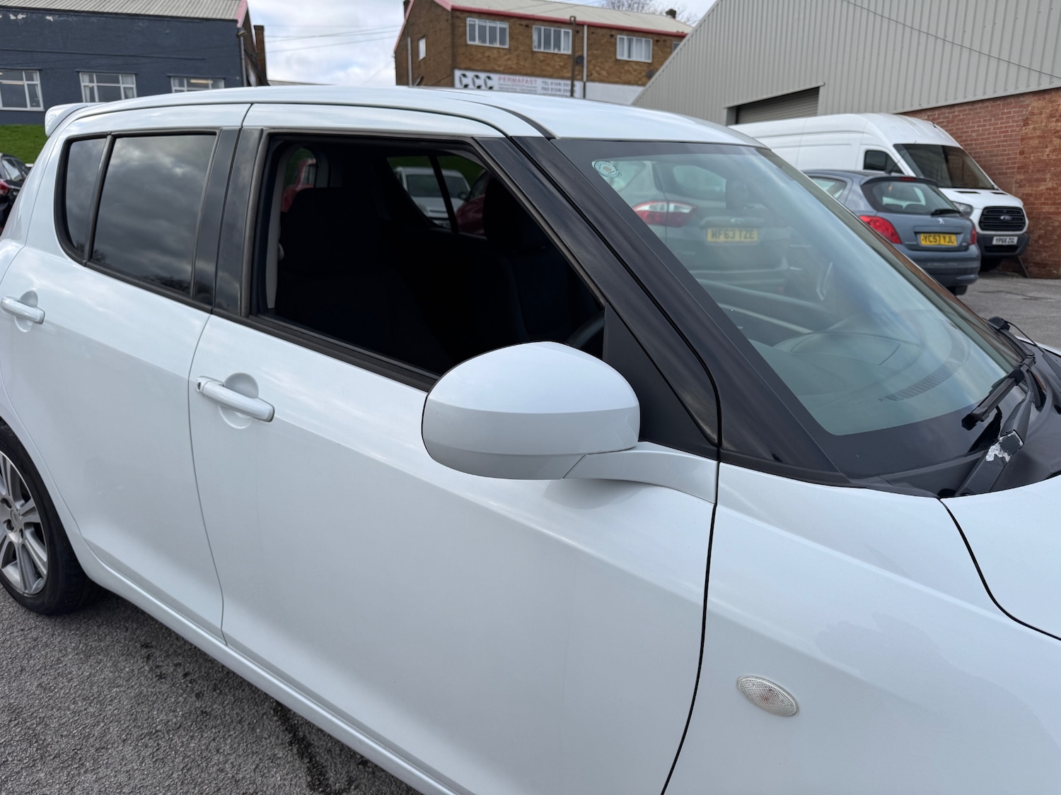 Used Suzuki Swift 2013 for sale - 77053739: Photo 15