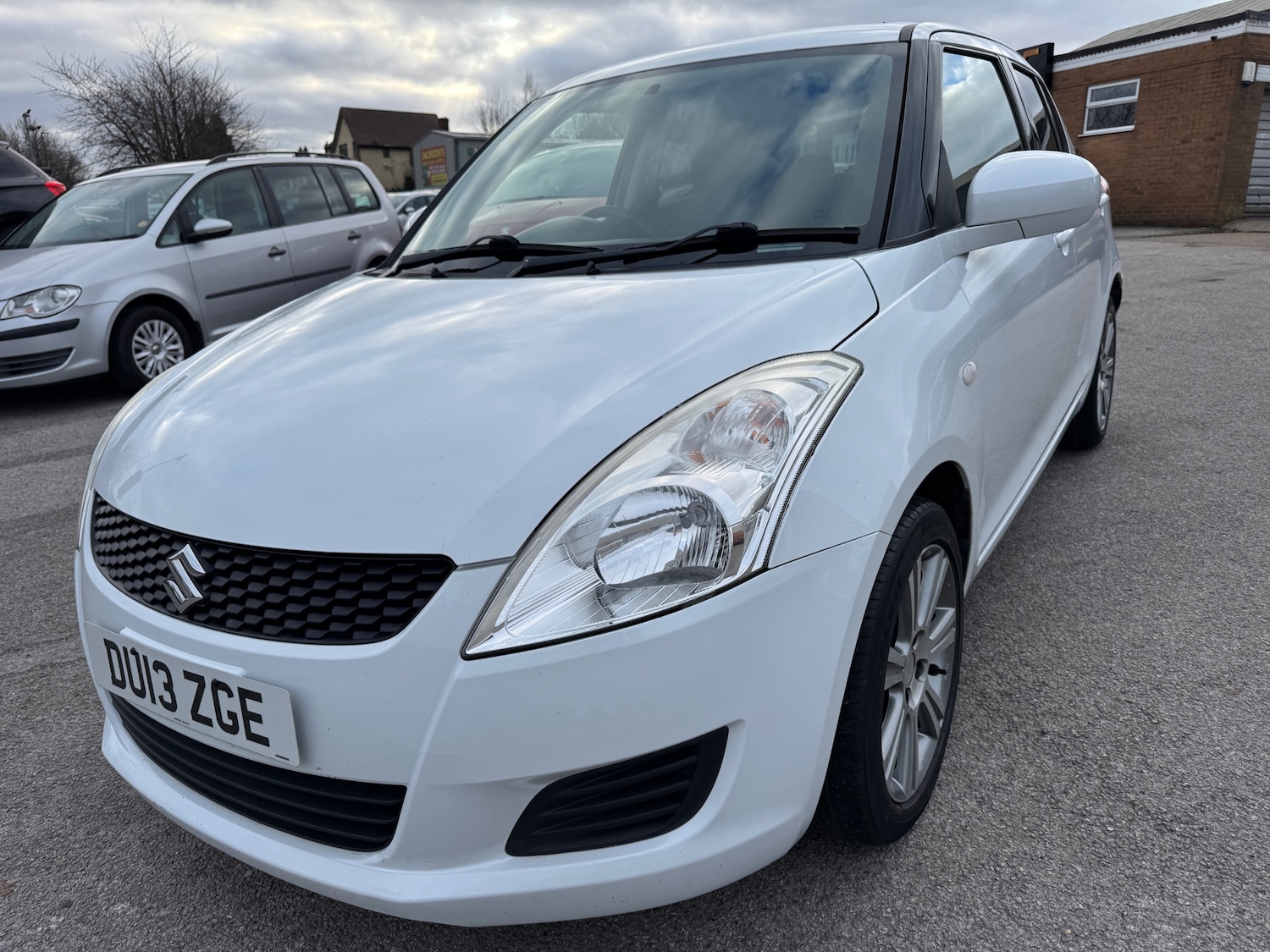 Used Suzuki Swift 2013 for sale - 77053739: Photo 17